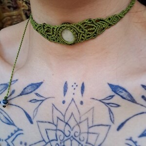 Handmade Macrame Choker: Aventurine Healing Crystal, Adjustable Necklace