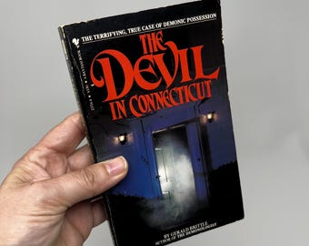 First Edition 1983 The Devil in Connecticut – Gerald Brittle True Story Book