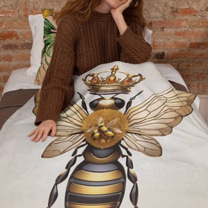 Golden Bee Quilted Blanket NCU0NT006 main image 1