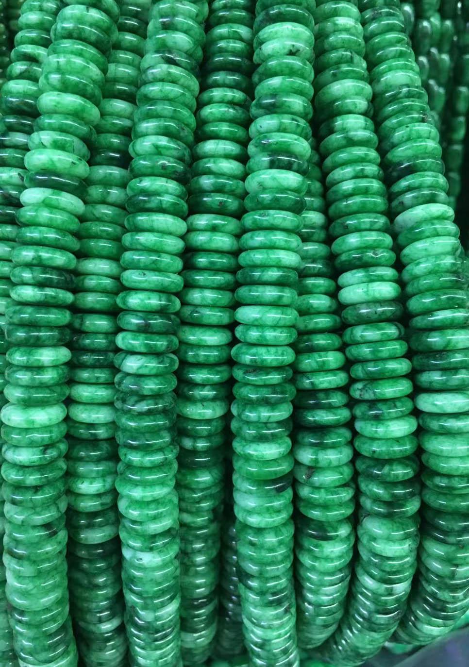 Grüne Edelsteine Stockfotos Und -bilder Kaufen
