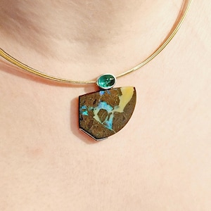 Weltkarten Boulder Opal Anhänger mit türkisem Turmalin aus 925er Silber I Schmuck mit Edelsteinen