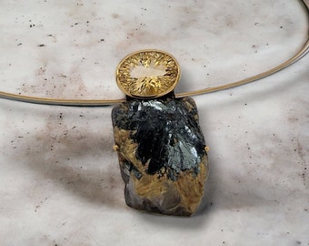 Natural rutilated quartz and citrine pendant made of 750 yellow gold and 925 silver