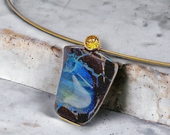 Boulder opal and citrine pendant made of 750 yellow gold and 925 silver