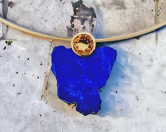 Natural lapis lazuli pendant with golden citrine made of 925 silver and 750 yellow gold