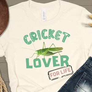 Cricket shirt, Cricket t-shirt, Cute Cricket tee, Cricket tee, Animal tee, Mother&#39;s Day Gift, Best Friend Gift, Animal Gift, Gift For Him