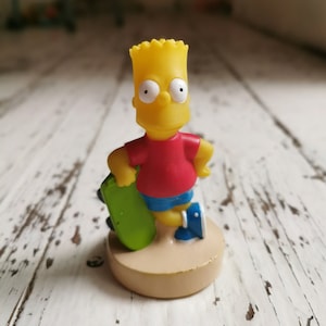 SIMPSONS Bart Skateboarding, Vintage Rubber Toy 1998