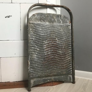 Vintage Washboard, Old Metal Washboard, Rustic Laundry Room Decor
