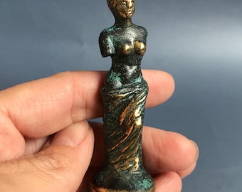 Bronze Figure of Venus with Antique Patina 7 cm