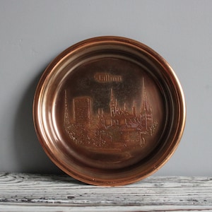 Souvenir Wall Plate, Unique Estonia Souvenir, Memory Gift from Tallin