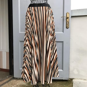 Strip Long Pleated Skirt Size EU38, Vintage Clothing