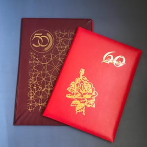 Carpeta de felicitación soviética vintage de los años 70 con el 50.º o 60.º aniversario