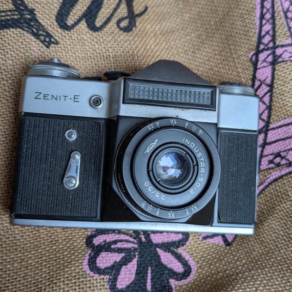 Vintage Film Camera Zenit-Е for Decoration, Photo Prop - Etsy