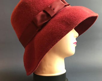 Vintage Women Hat 1990's