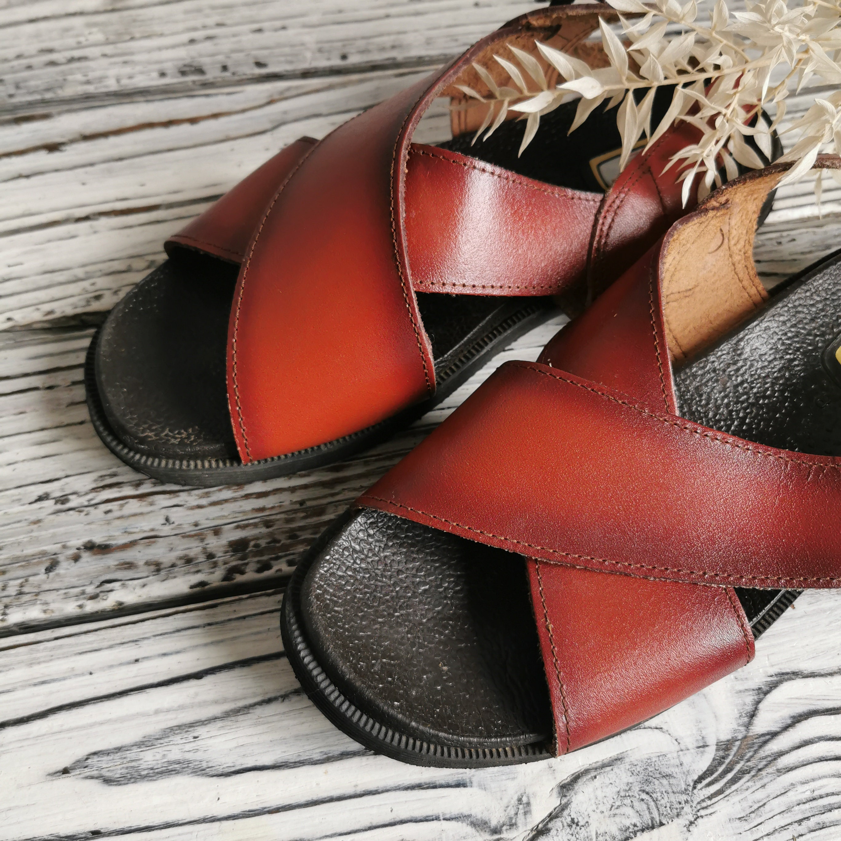 Old school store mens sandals