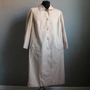 Vintage Trench Coat with Shoulder Pads Size 40-42