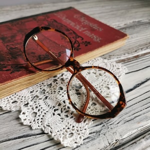 Vintage Brown Plastic Framed Round Eyeglasses