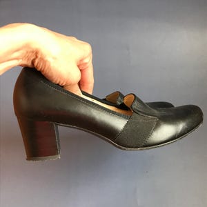 Black Heels Shoes, Size EU38, Heels 5 cm 2 inch, Vintage Genuine Leather Pumps