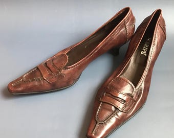 Brown Heels Pumps, Vintage Elegant Low Heeled Womens Shoes size EU 41, UK 8, US 10