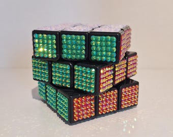 ミニチュアルービックキューブ：90年代の懐かしいフィジェットトイ