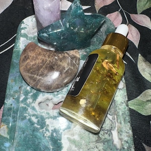 Divination Oil: Mugwort, Lavender & Amethyst - Psychic Intuition Blend