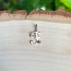 14k Yellow Gold F Initial Charm | 1/2 inch | Vintage | Estate Jewelry | Pendant | Topaz Stone