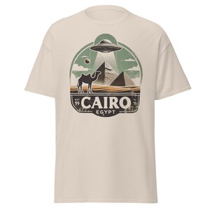 T-shirt extraterrestre du Caire Egypte | T-shirts cool pyramides égyptiennes pour hommes et femmes | T-shirt graphique Sphinx | Chemises souvenirs de voyage | T-shirt Comfort Colors