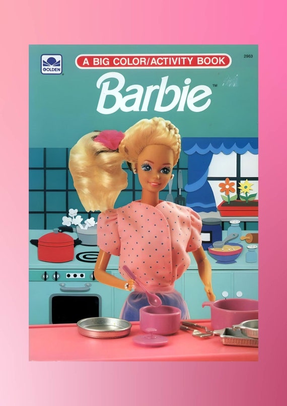 Barbie: Giant Coloring Book (Paperback)