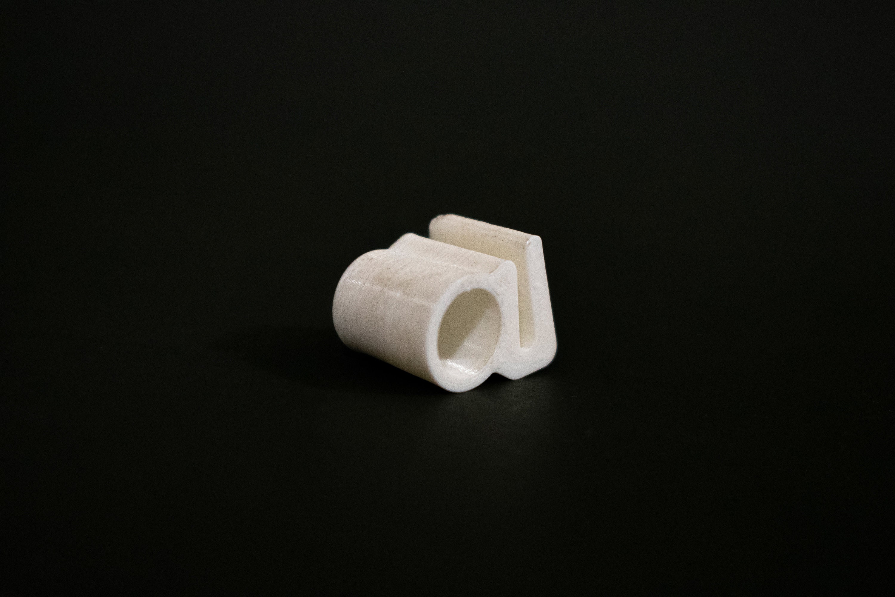 Hat Hugger - Hands-free Cone Holder for Stylish Smokers