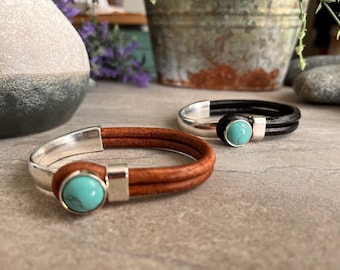 Custom Turquoise and Leather Silver Half Cuff Leather Bracelet, Choose Leather Color, Turquoise Howlite, Silver Bracelet, Leather Bracelet