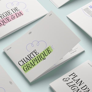 Lot de templates en français pour graphiste freelance - parcours client, charte graphique, stratégie de marque, processus, portail notion