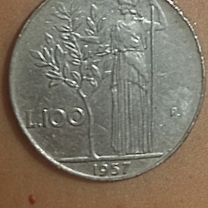 100 Lire Italian Republic 1957. In very good condition as can be seen in the photos