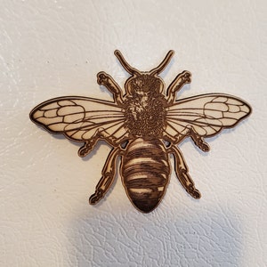 Engraved Bee Magnet, laser engraved, fridge magnet, refrigerator magnet