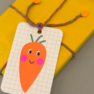 Geschenkanhänger Möhre /  5 Tags / Neonpunkte
