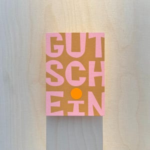 Gutscheinkarte Typo / „Gutschein" / Neonpunkt