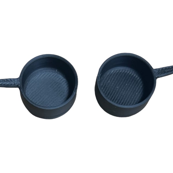 Miniature pans  for dollhouse 2pcs , 1:12 Dollhouse Kitchen Food Accessories, black