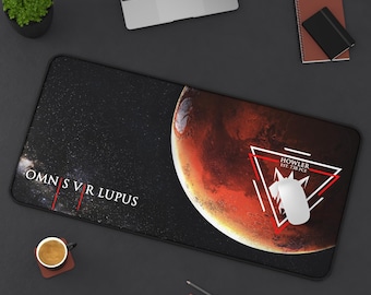 Omnis Vir Lupus, Howler, Red Rising Themed Desk Mat