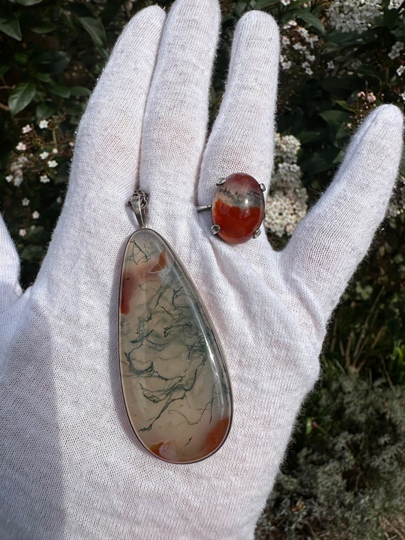 A Hallmarked Scottish Silver Moss Agate Ring and A Large Teardrop Shape Moss Agate Pendant Silver Necklace