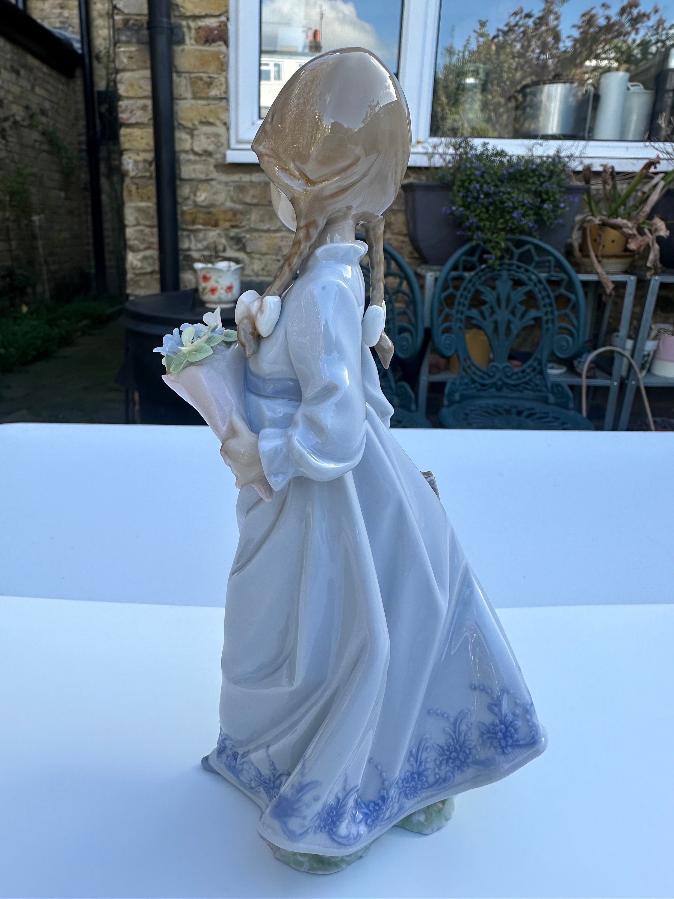 限定品】リヤドロ LLADRO 7604 学校時代 SCHOOL DAYS Amazon.com