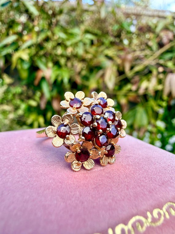 A Vintage 1970s 9k Gold Garnet Floral Cluster Ring with Full UK Hallmarks