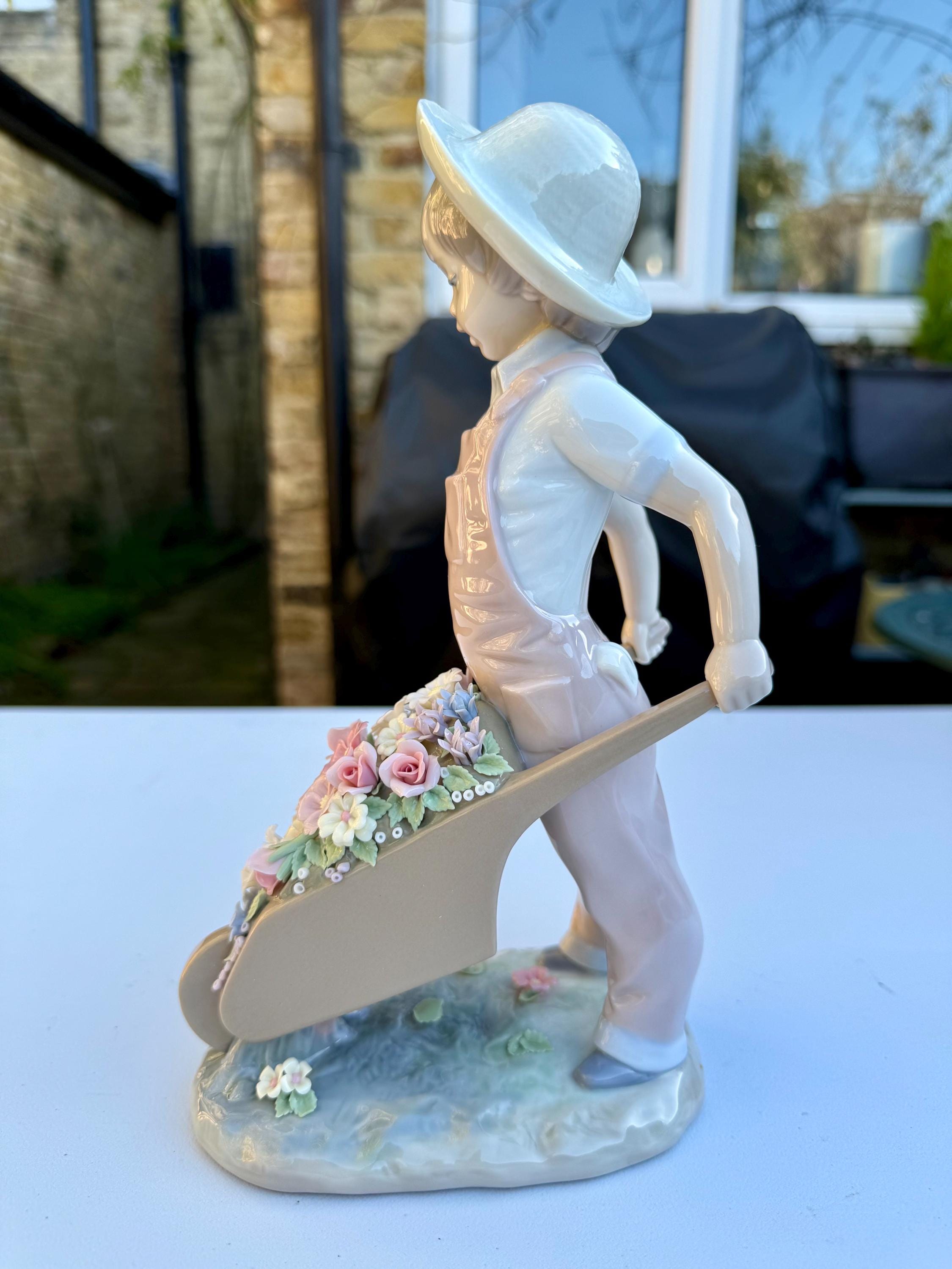 A Rare Lladro 1283 Porcelain Figurine of Wheelbarrow With Flowers
