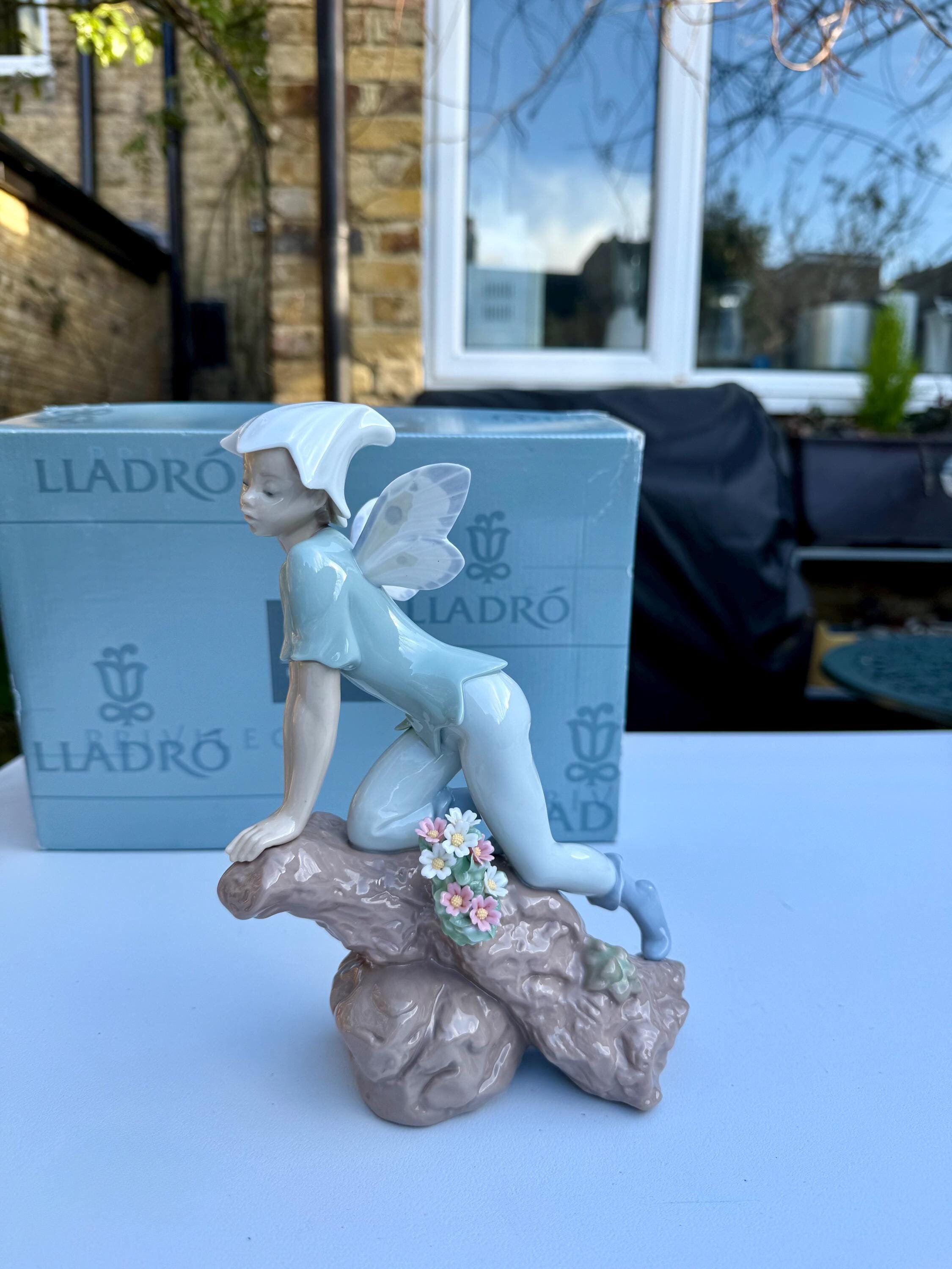 A Rare Boxed Lladro Privilege Porcelain Figurine of Prince of the Elves in Perfect Condition