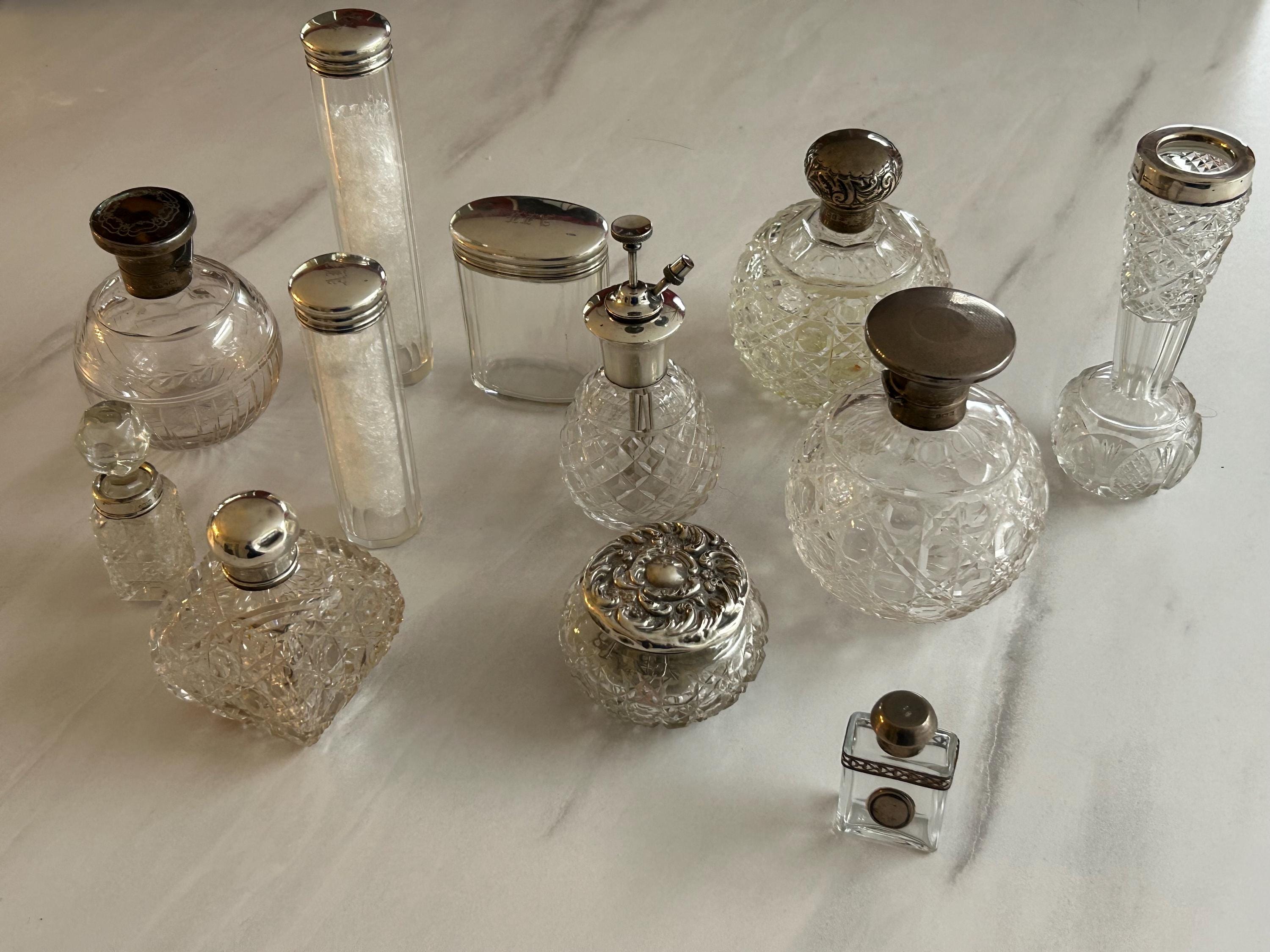 象嵌入りスターリングシルバーべっ甲刻印入りクリスタルガラス香水瓶