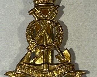 Royal Pioneer Corps WW2 Royal Pioneer Corps-pet-badge