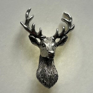 Highland Stags Head Silver Pewter Pin Badge