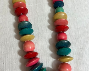 Vintage wooden beaded necklace