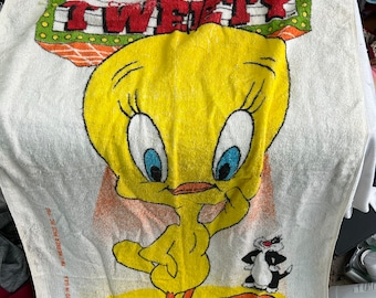 Vintage Tweety bird towel