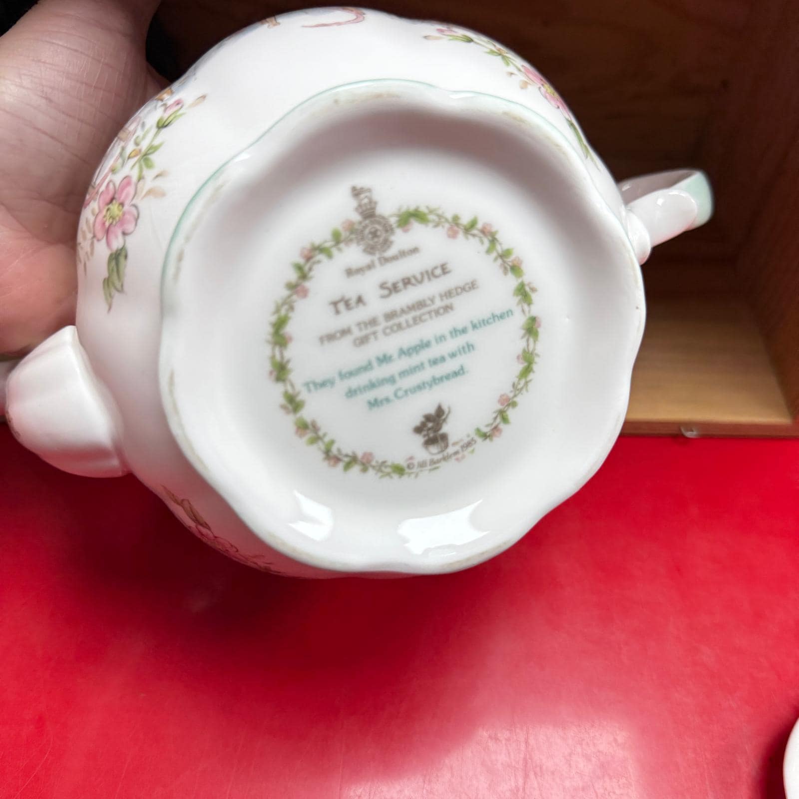 ロイヤルドルトン ブランブリーヘッジ フルサイズティーポット - Etsy 日本