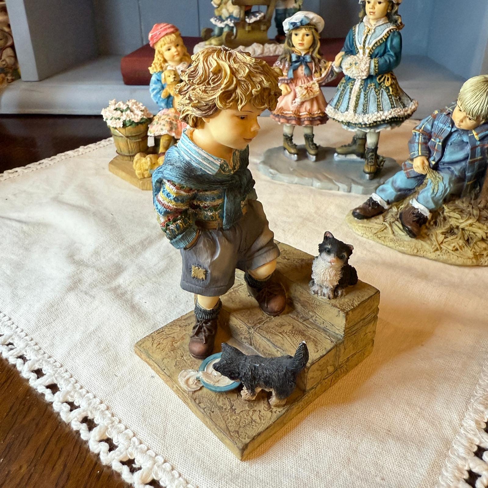 Christine Haworth Leonardo Collection Figurines – Charming
