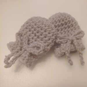 Baby scratch mittens