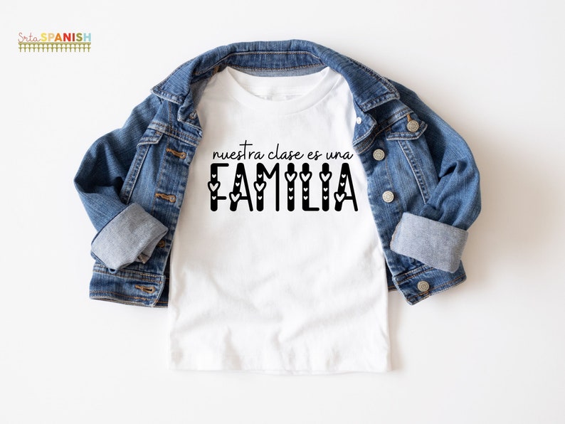 Nuestra Clase es una Familia Hearts Spanish Tee Back to School T Shirts for Spanish Teachers Dual Language Instruction Bilingual Tee image 8